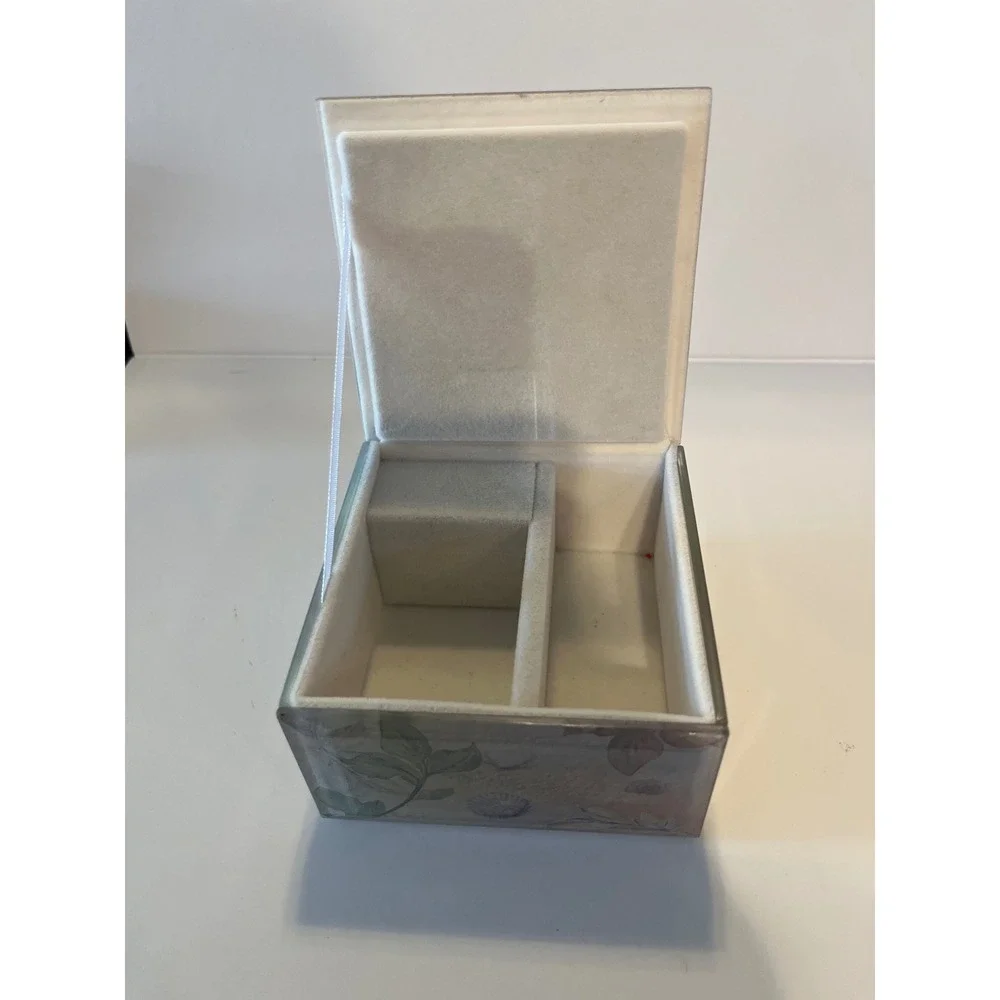 San Francisco Music Box Company Glass Seashell Jewelry Trinket Box Coastal 4x4